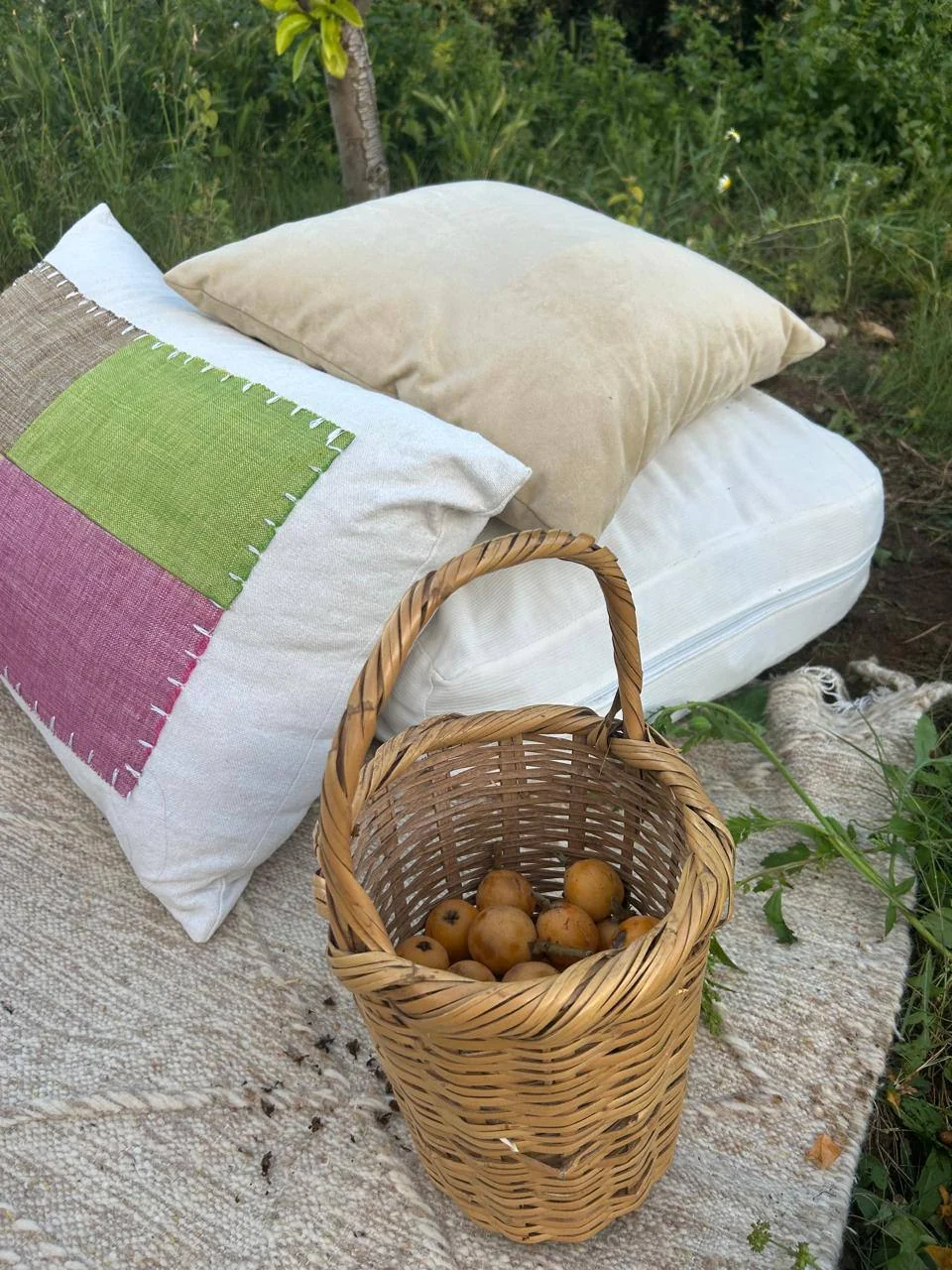 Seasonal fruit